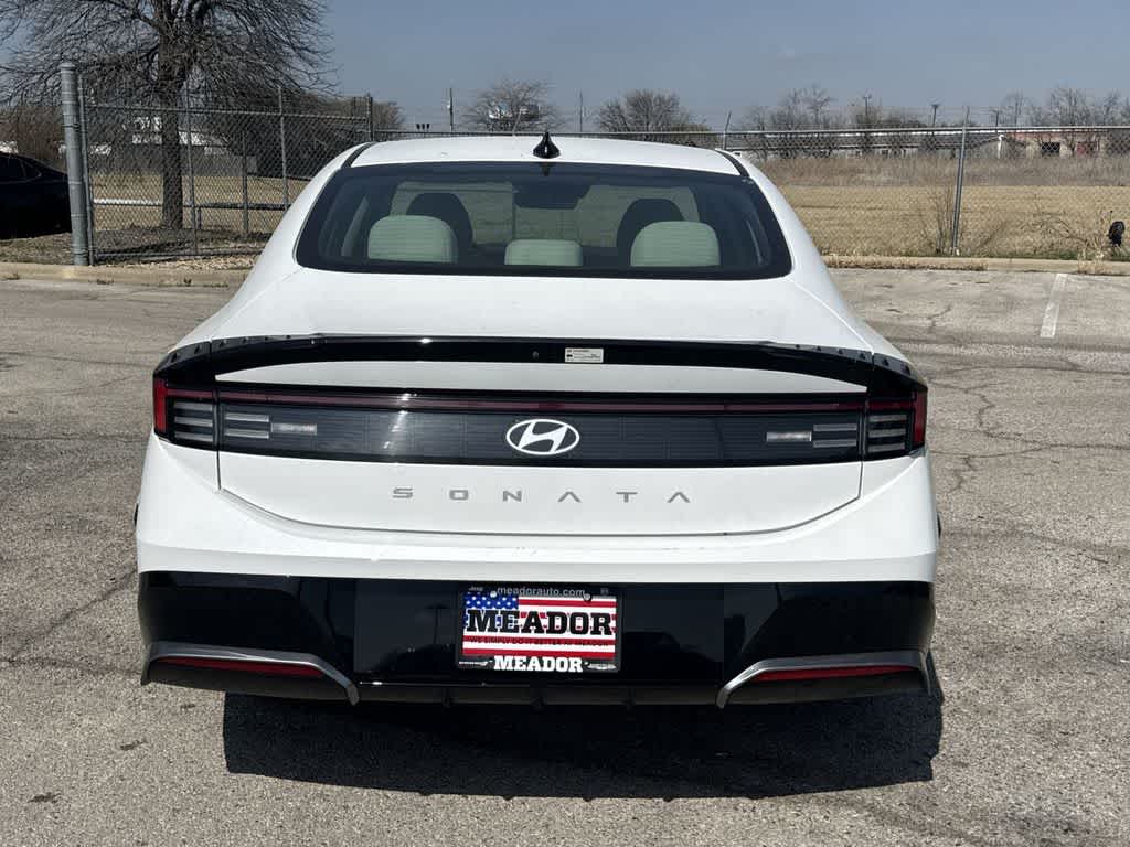 Thumbnail: 2024 Hyundai Sonata - 4