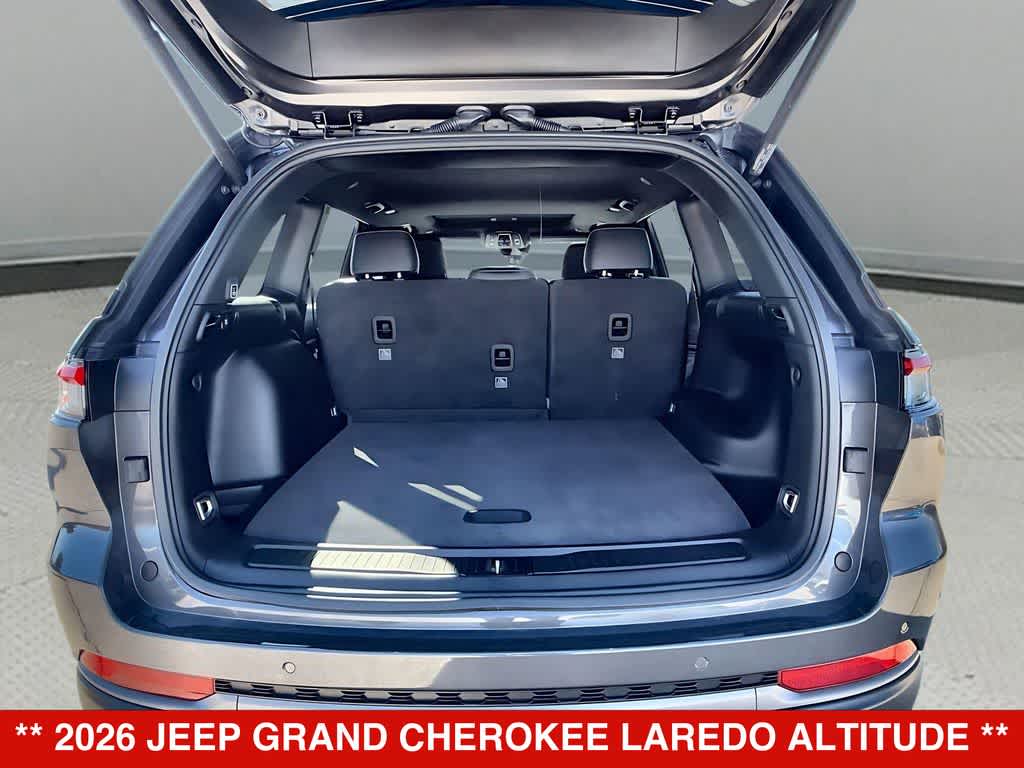 Thumbnail: 2026 Jeep Grand Cherokee - 22