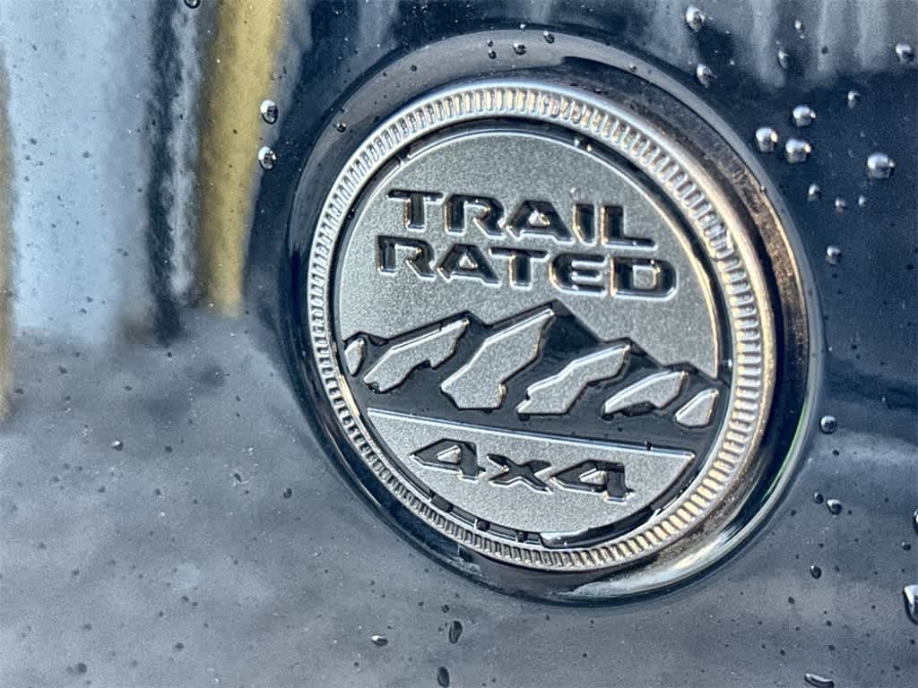 Thumbnail: 2021 Jeep Gladiator - 19