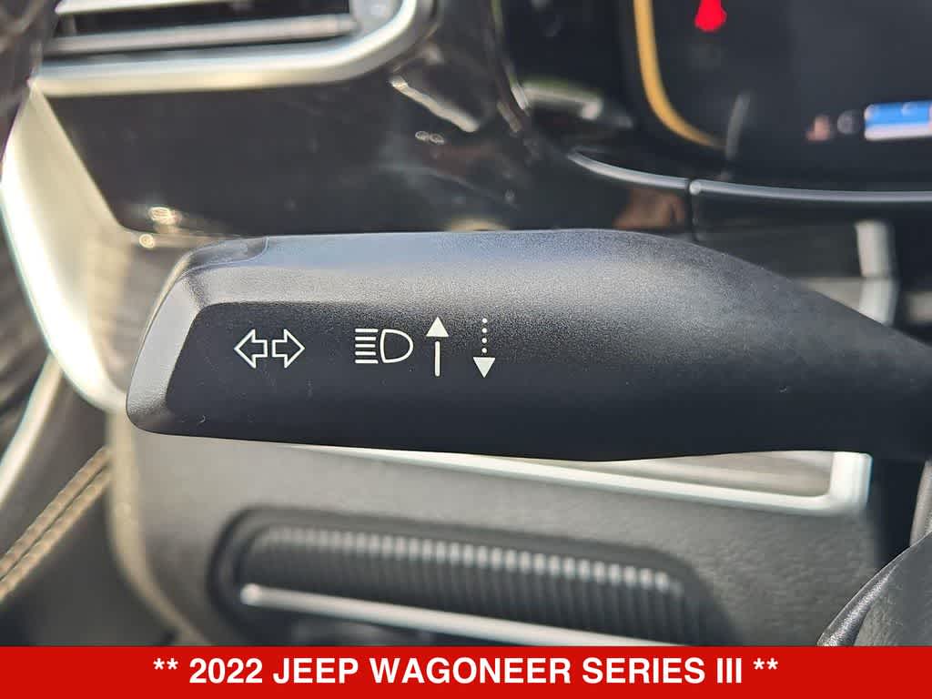 Thumbnail: 2022 Jeep Wagoneer - 26