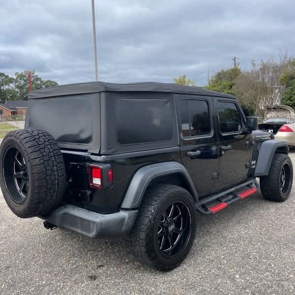2018 Jeep Wrangler Unlimited Sport photo 4