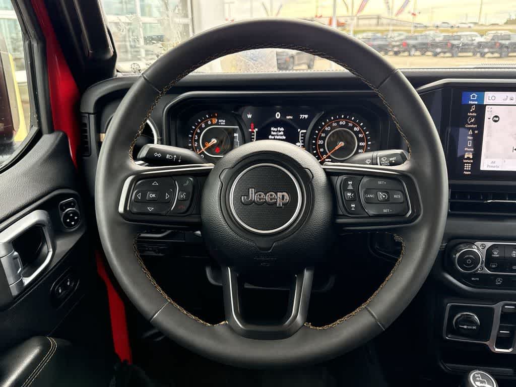 Thumbnail: 2025 Jeep Gladiator - 18