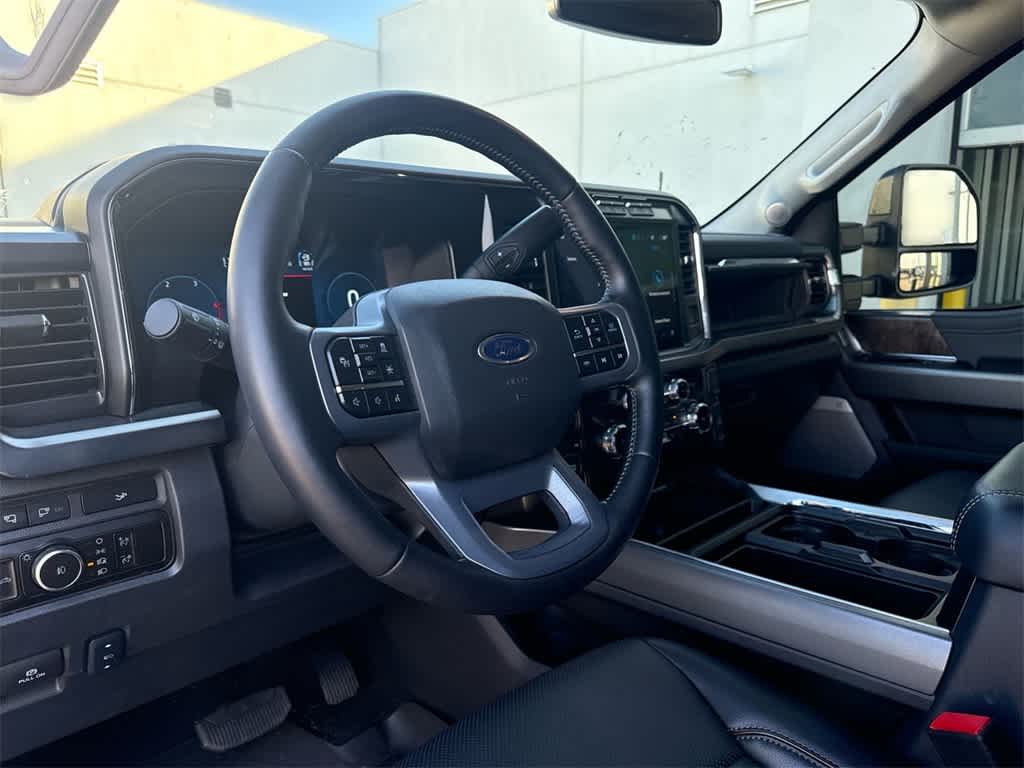 2024 Ford F-350 photo 2