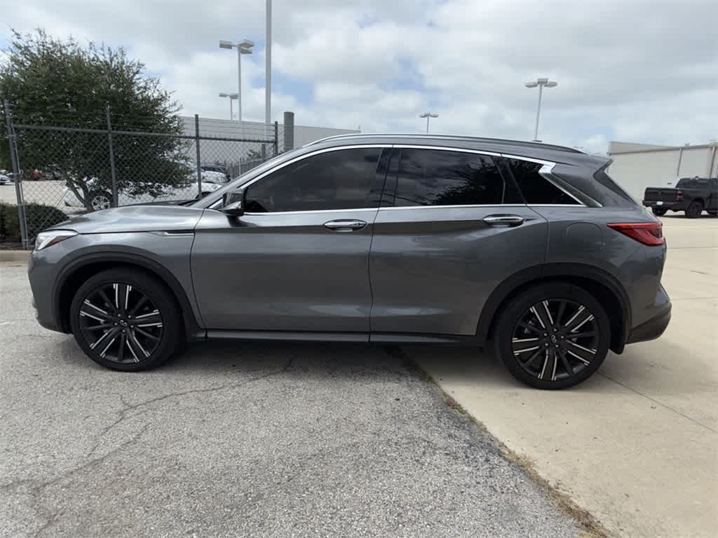 Thumbnail: 2021 INFINITI QX50 - 3
