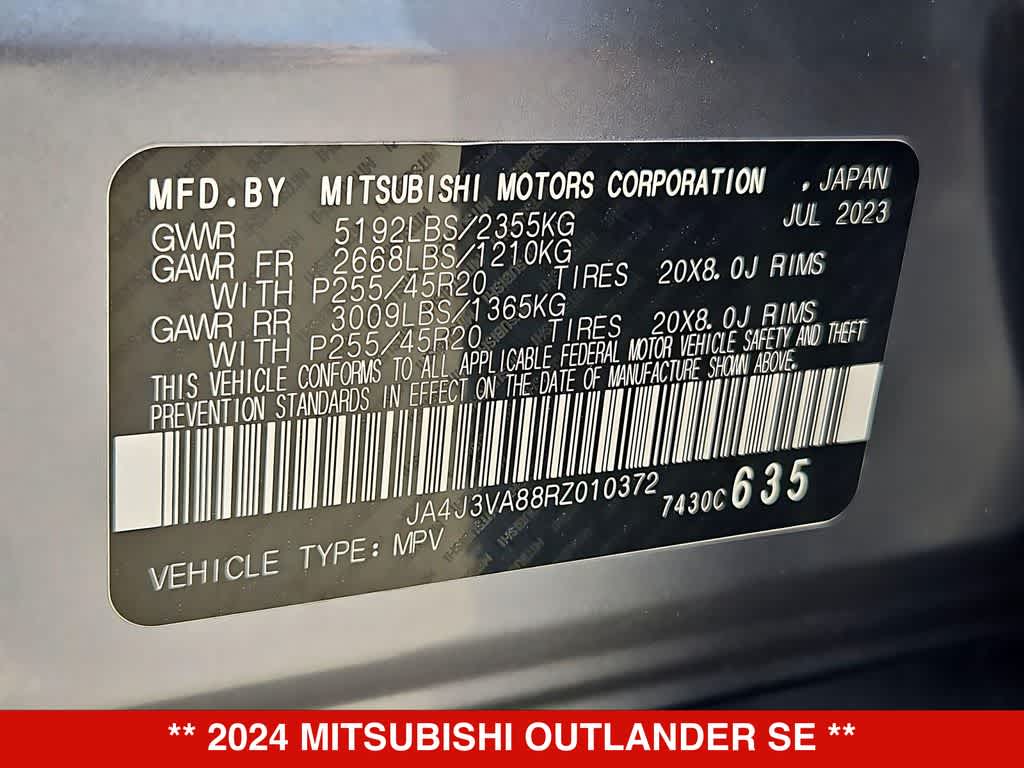 Thumbnail: 2024 Mitsubishi Outlander - 36