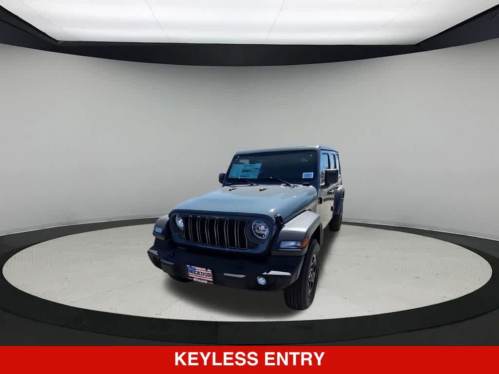 Thumbnail: 2026 Jeep Wrangler - 3