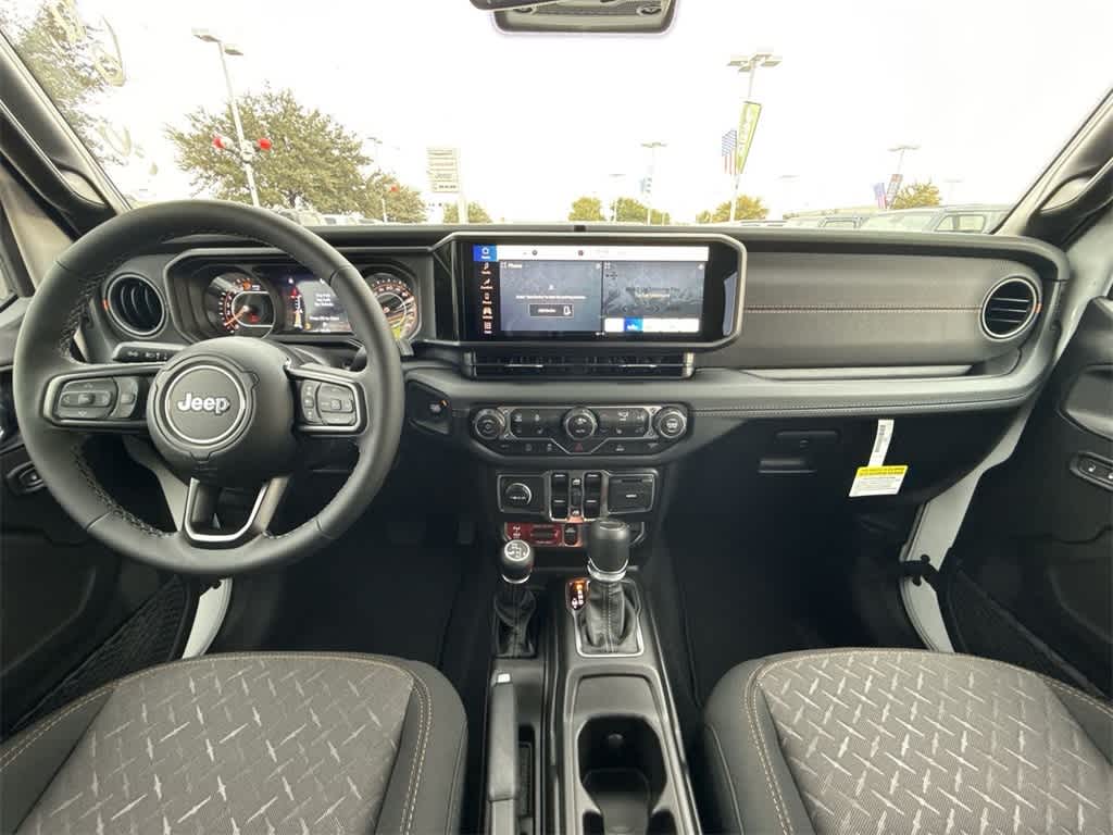 Thumbnail: 2025 Jeep Gladiator - 15