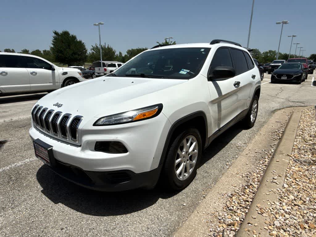 Thumbnail: 2016 Jeep Cherokee - 2
