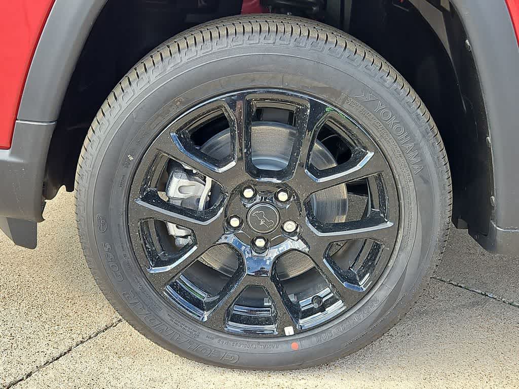 Thumbnail: 2026 Jeep Compass - 14