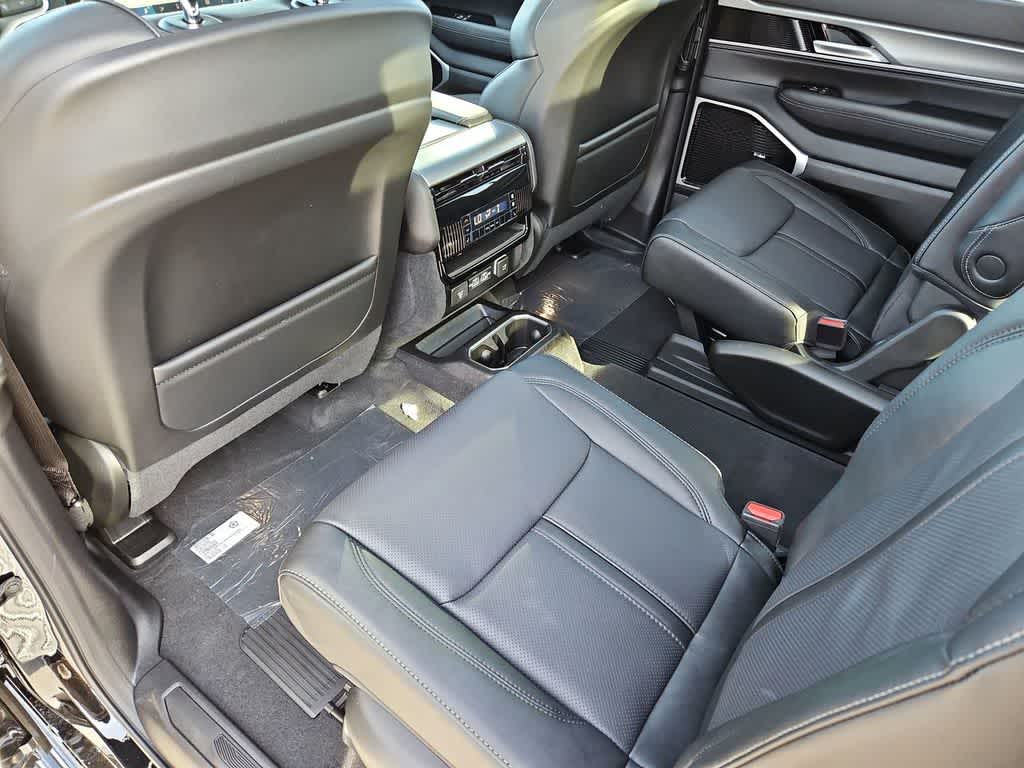 Thumbnail: 2026 Jeep Grand Wagoneer - 19