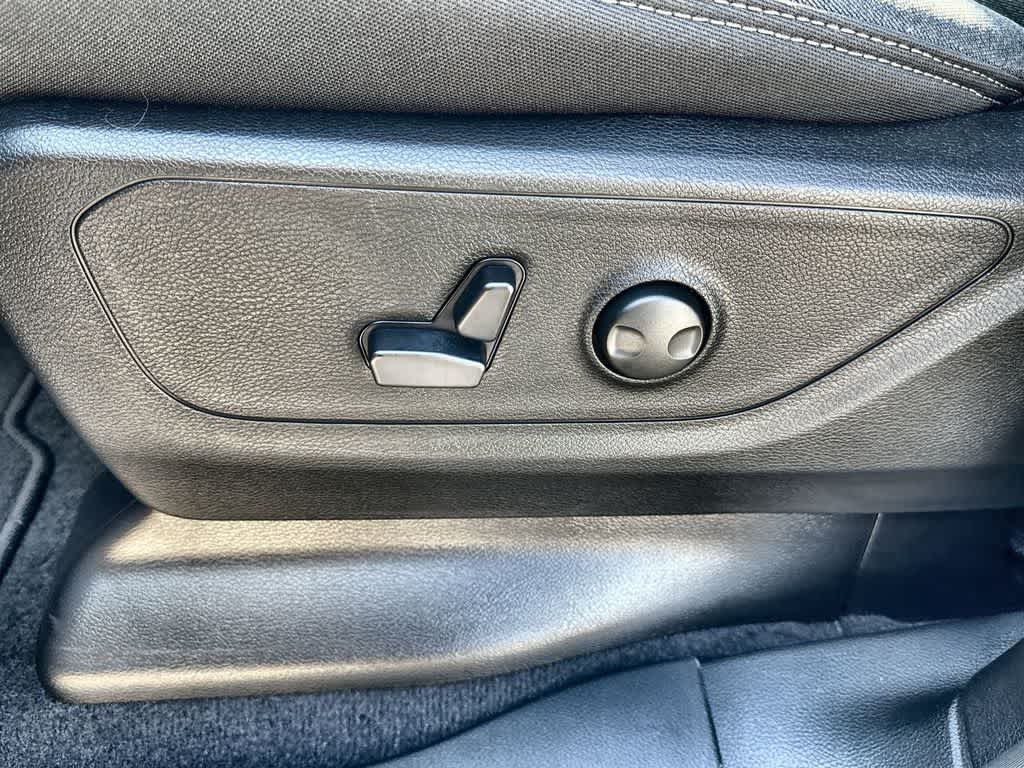 Thumbnail: 2026 RAM 1500 - 25