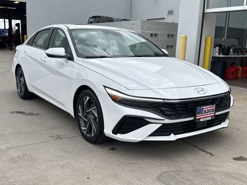 Thumbnail: 2025 Hyundai Elantra - 6