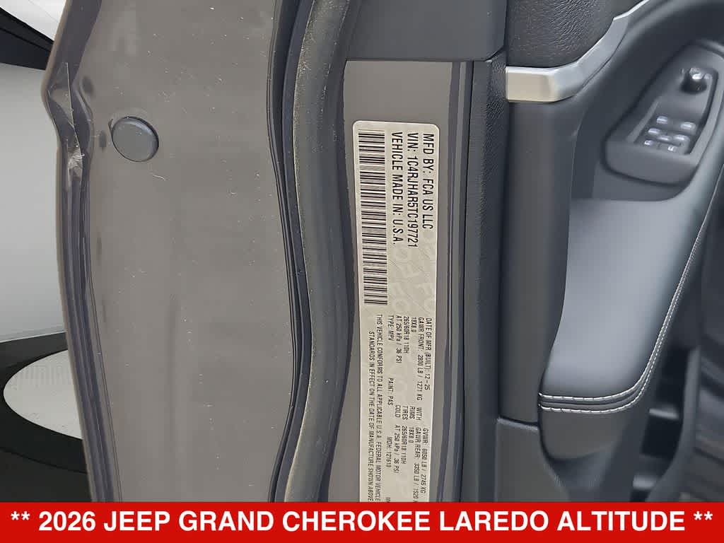 Thumbnail: 2026 Jeep Grand Cherokee - 38