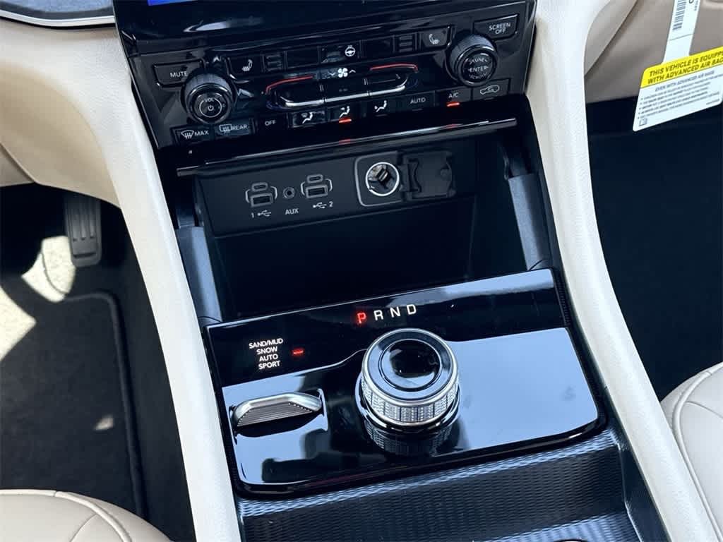 Thumbnail: 2025 Jeep Grand Cherokee - 16