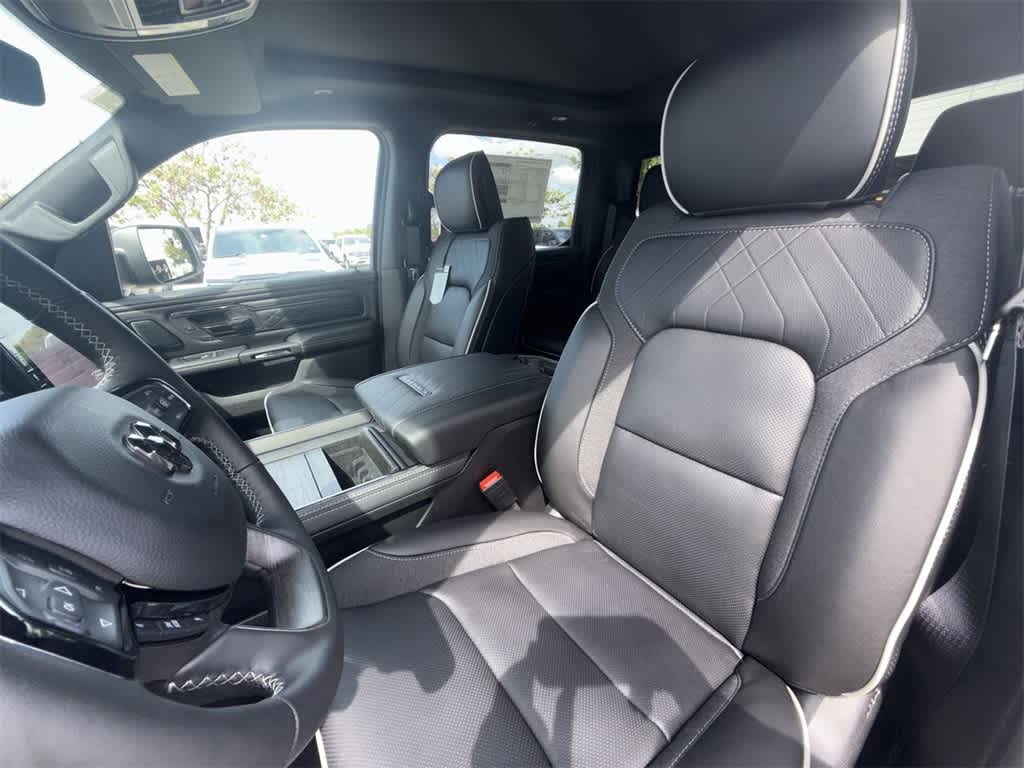 Thumbnail: 2026 RAM 1500 - 10