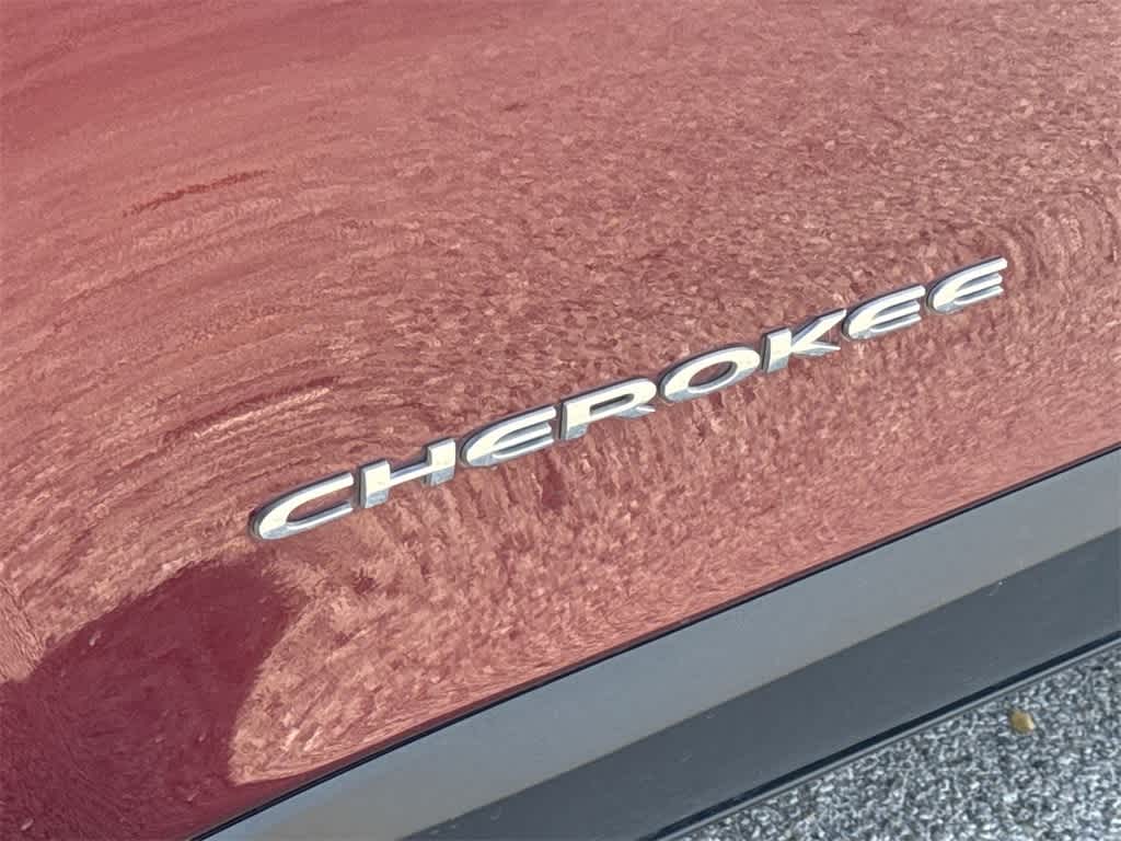 Thumbnail: 2021 Jeep Cherokee - 7