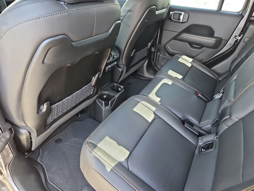 Thumbnail: 2026 Jeep Gladiator - 19