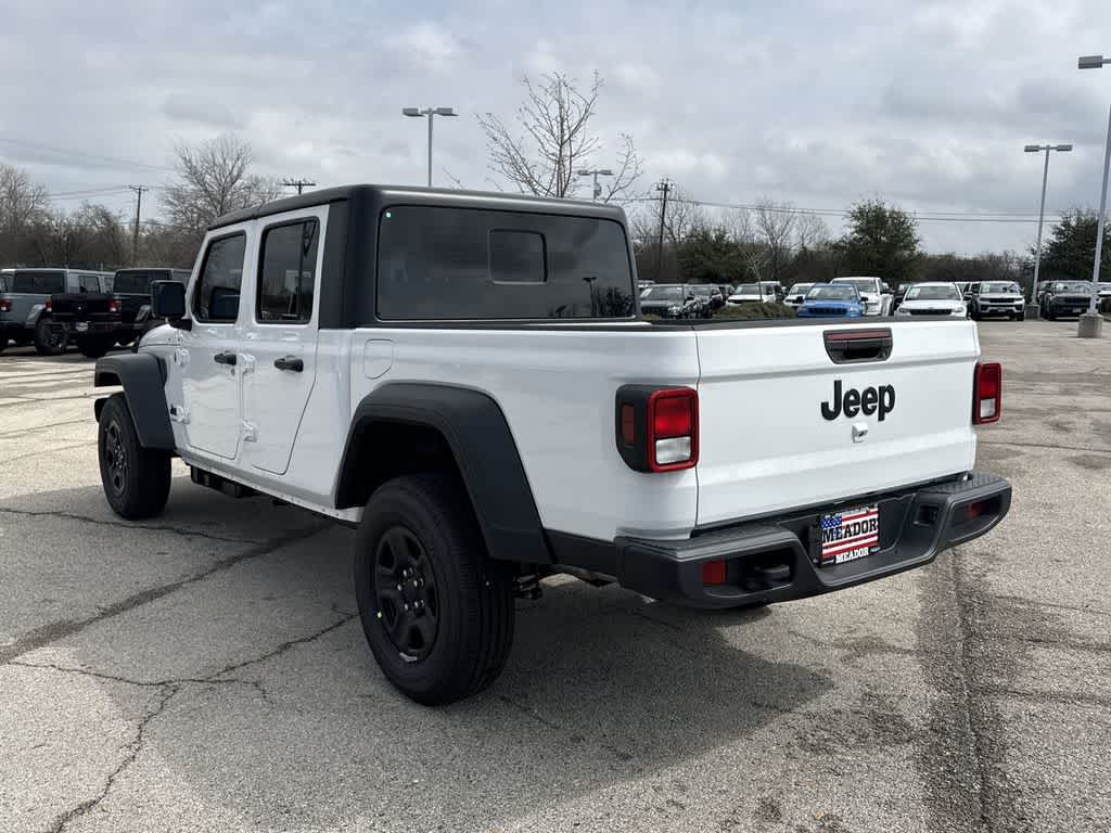 Thumbnail: 2026 Jeep Gladiator - 4