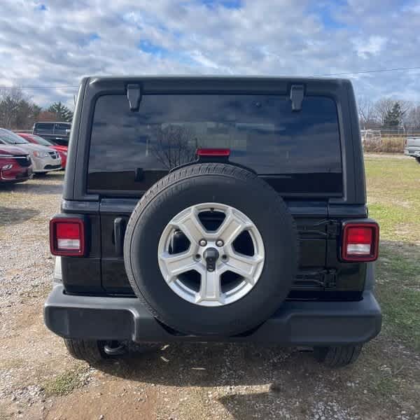 Thumbnail: 2021 Jeep Wrangler - 6