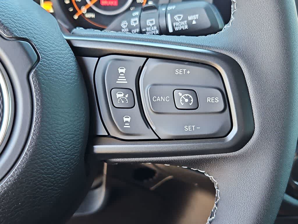 Thumbnail: 2026 Jeep Wrangler - 26