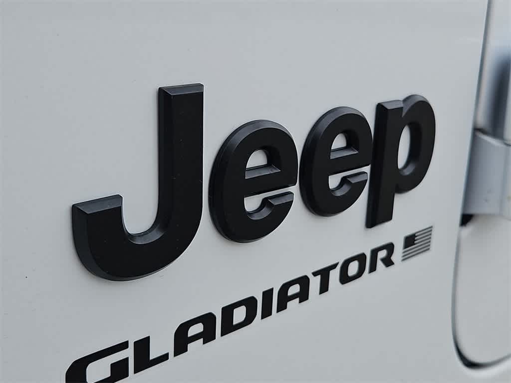Thumbnail: 2026 Jeep Gladiator - 12