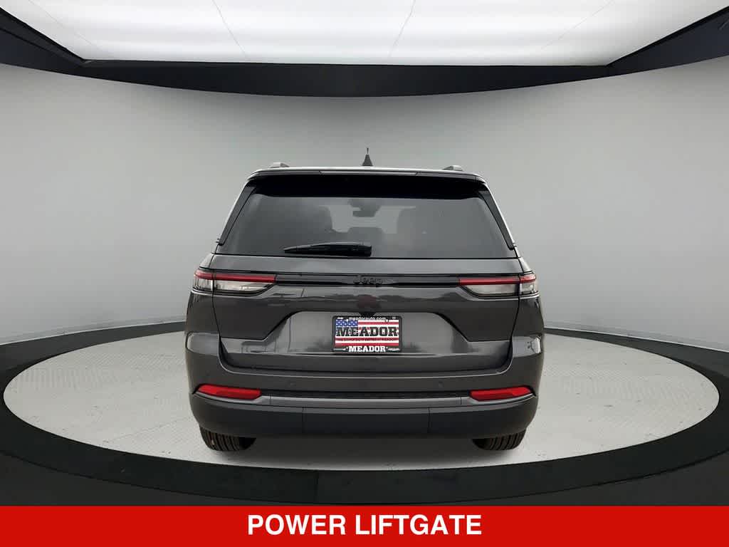 Thumbnail: 2026 Jeep Grand Cherokee - 5