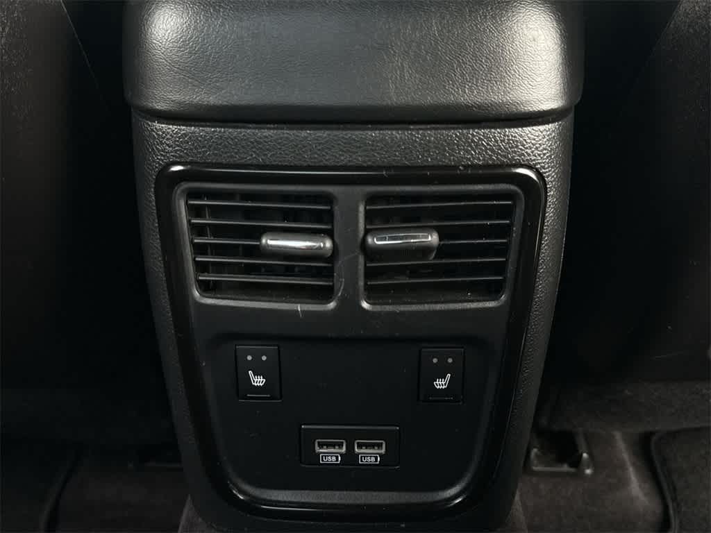 Thumbnail: 2018 Dodge Charger - 21