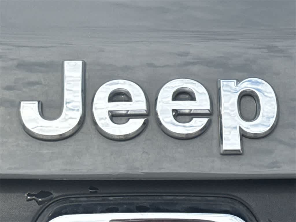 Thumbnail: 2023 Jeep Compass - 7