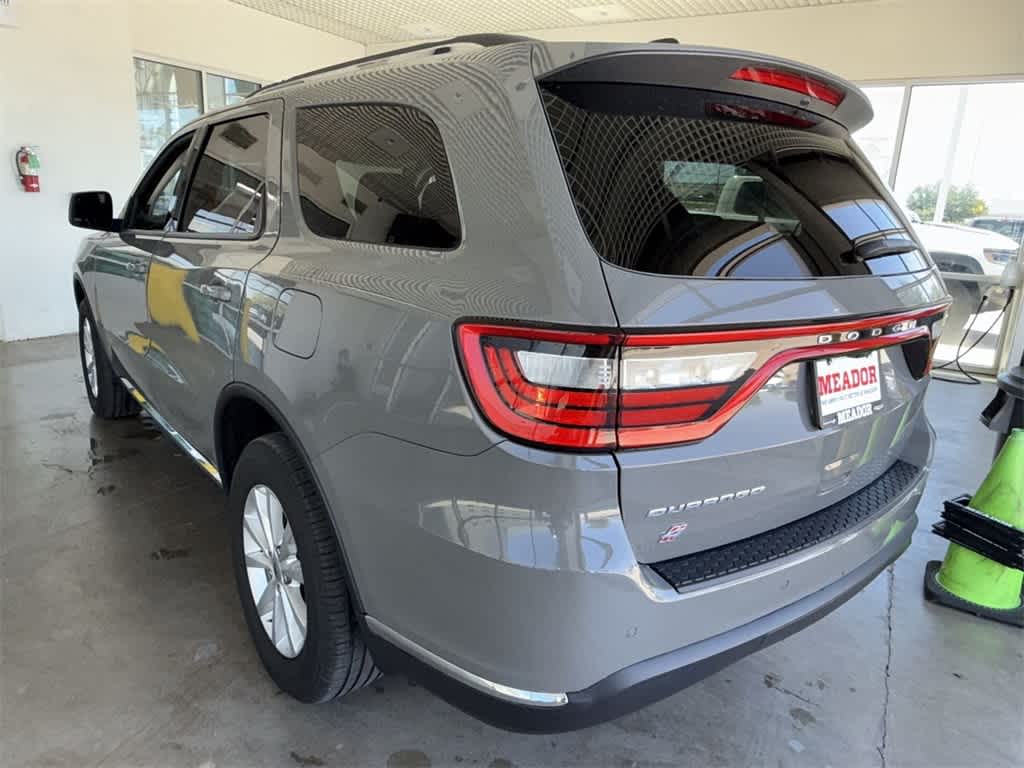 Thumbnail: 2022 Dodge Durango - 4