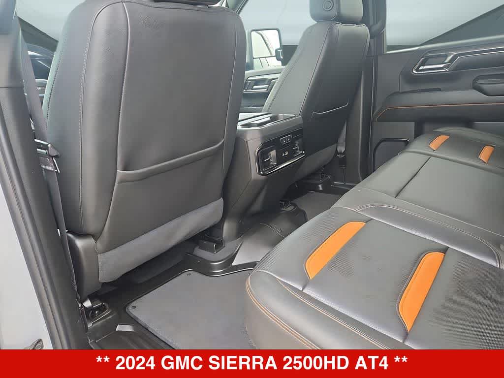 Thumbnail: 2024 GMC Sierra 2500 - 19