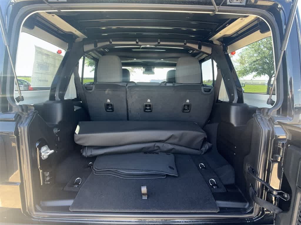 Thumbnail: 2025 Jeep Wrangler - 22