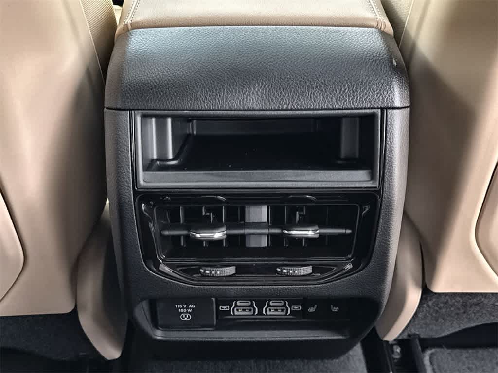 Thumbnail: 2025 Jeep Grand Cherokee - 20