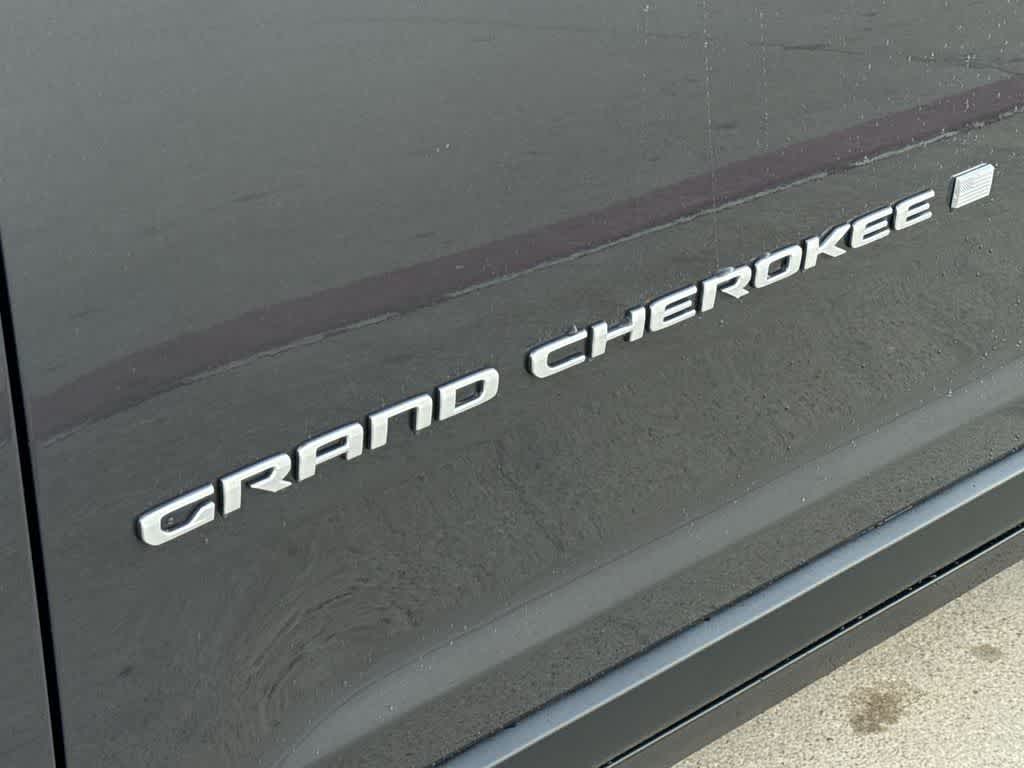 Thumbnail: 2025 Jeep Grand Cherokee - 7