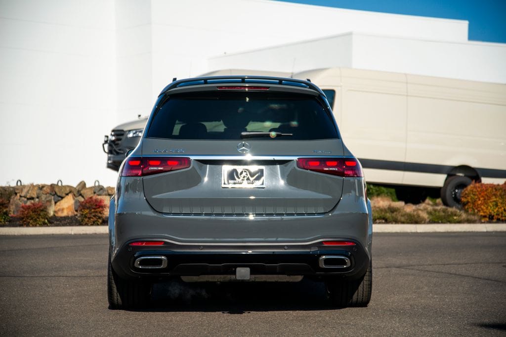 Thumbnail: 2026 Mercedes-Benz GLS - 4