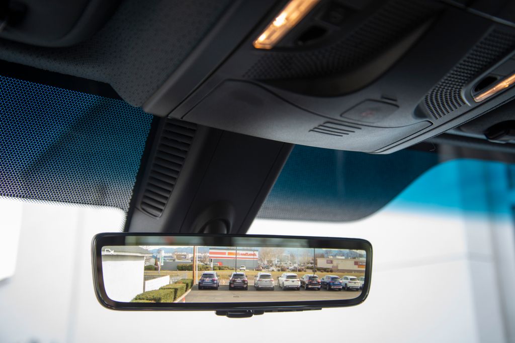 Thumbnail: 2026 Mercedes-Benz Sprinter - 23