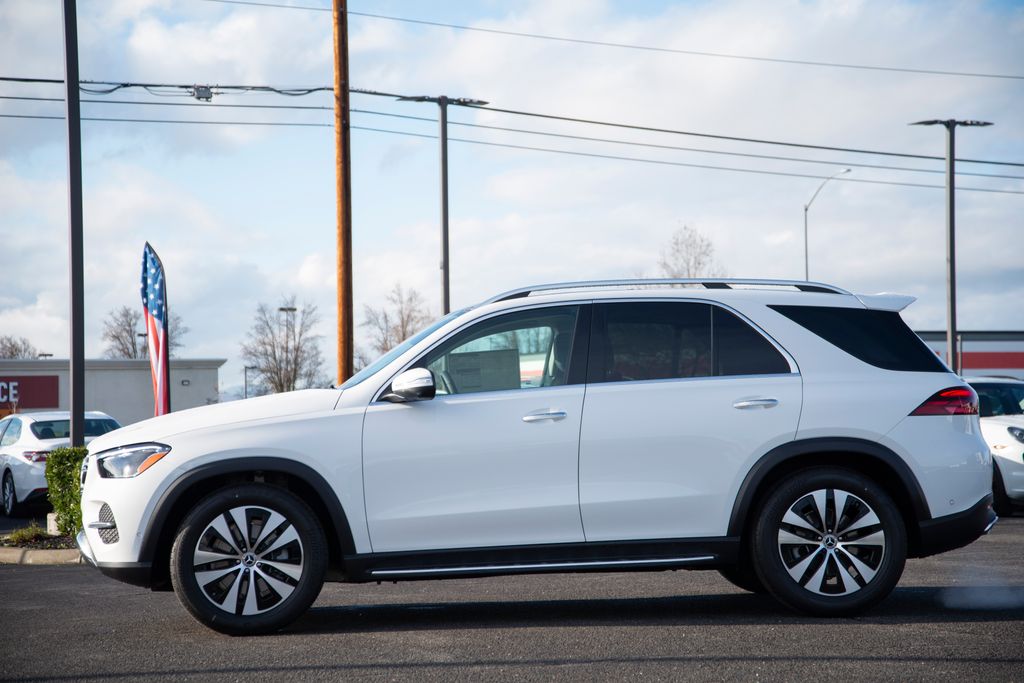 Thumbnail: 2026 Mercedes-Benz GLE - 6