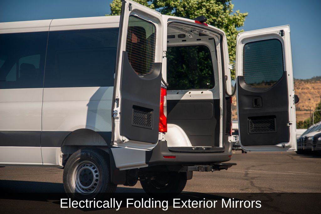 Thumbnail: 2025 Mercedes-Benz Sprinter - 11