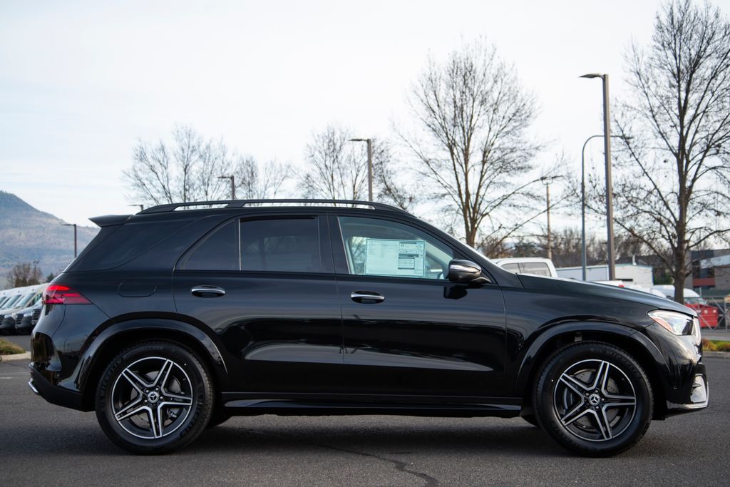 Thumbnail: 2026 Mercedes-Benz GLE - 5