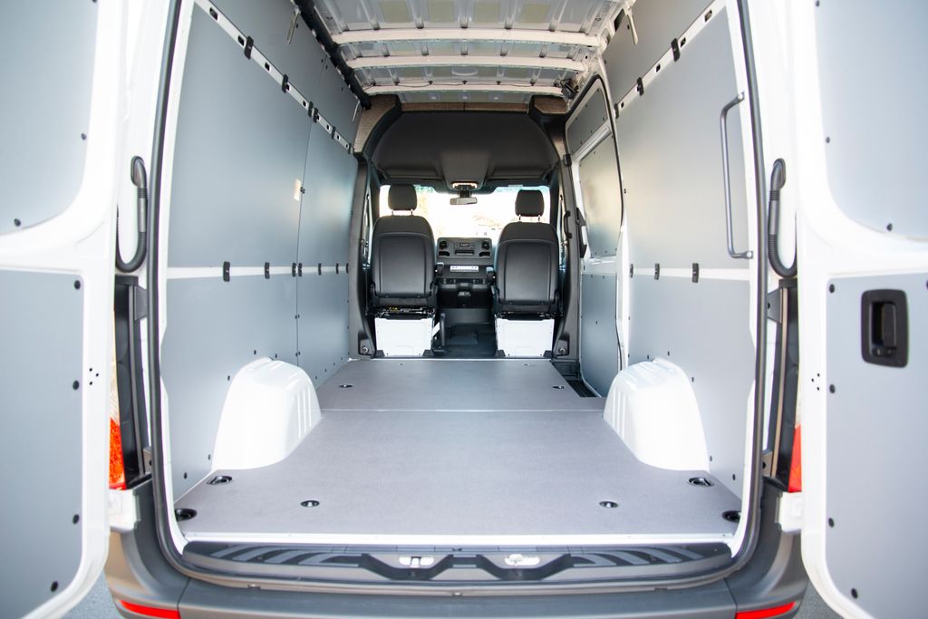 Thumbnail: 2026 Mercedes-Benz Sprinter - 19