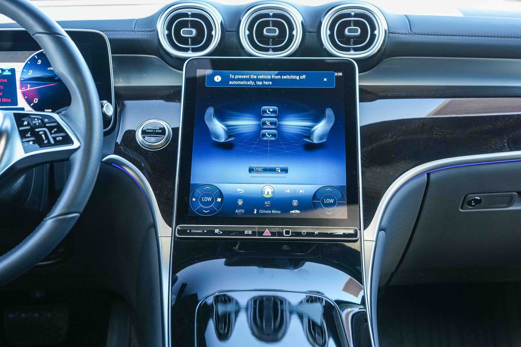 Thumbnail: 2025 Mercedes-Benz GLC - 17