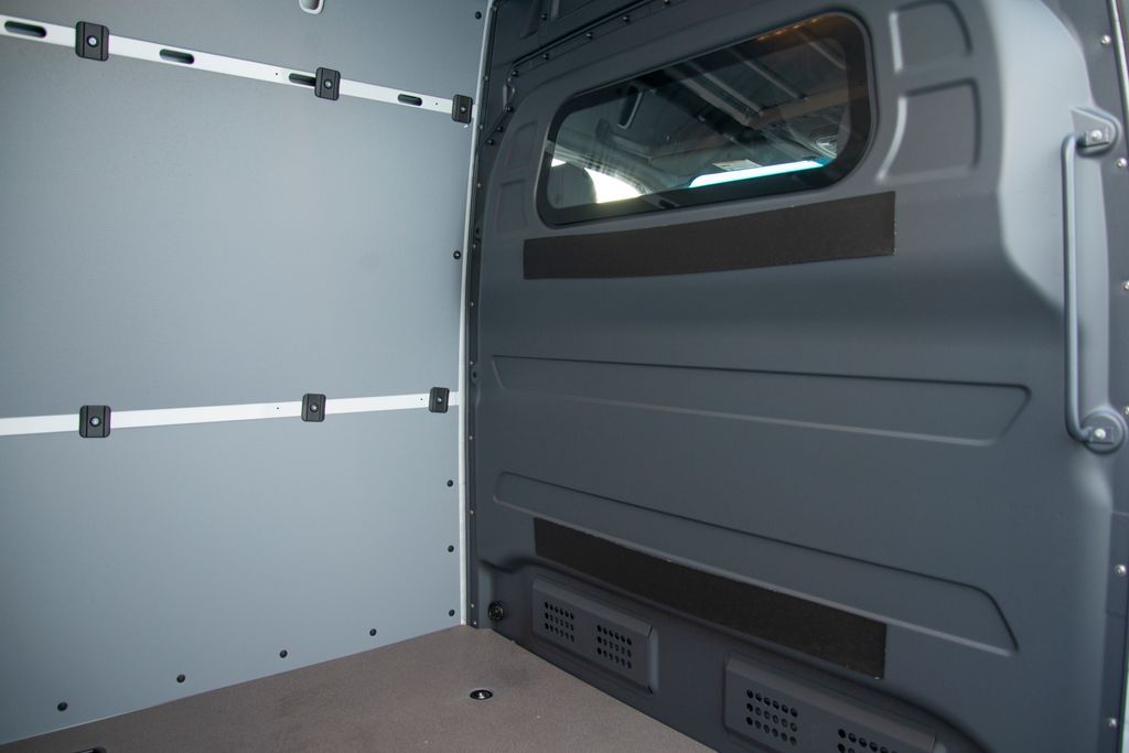 Thumbnail: 2026 Mercedes-Benz Sprinter - 22