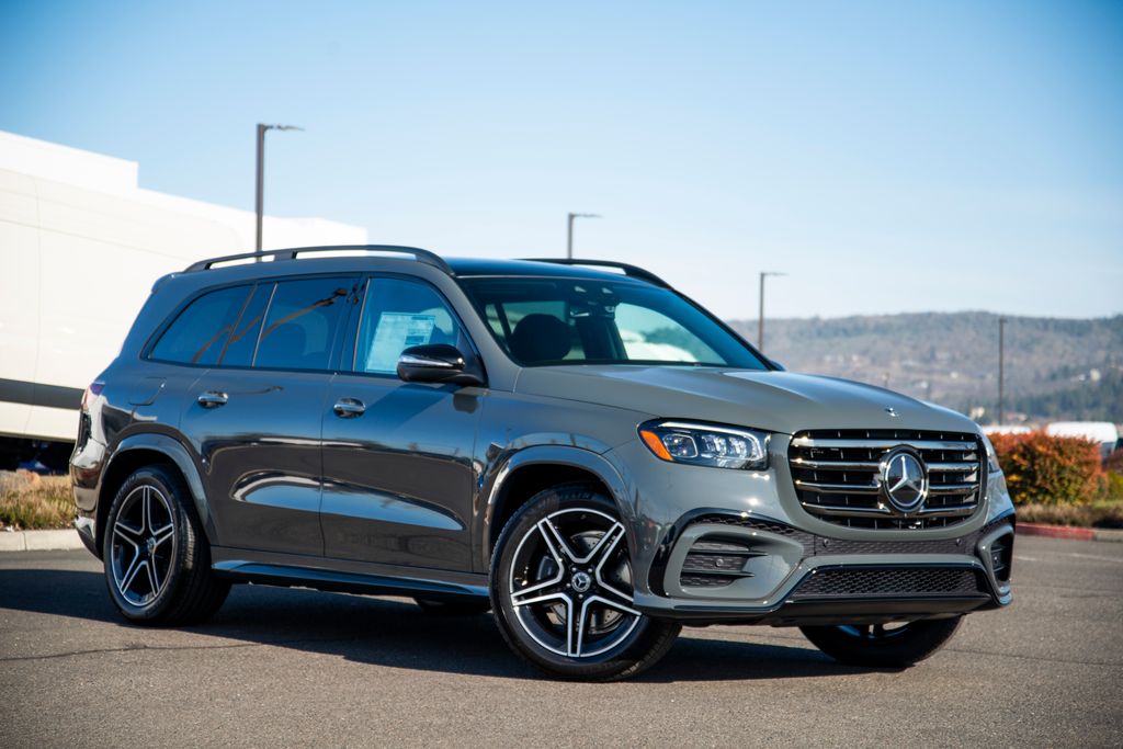 Thumbnail: 2026 Mercedes-Benz GLS - 3
