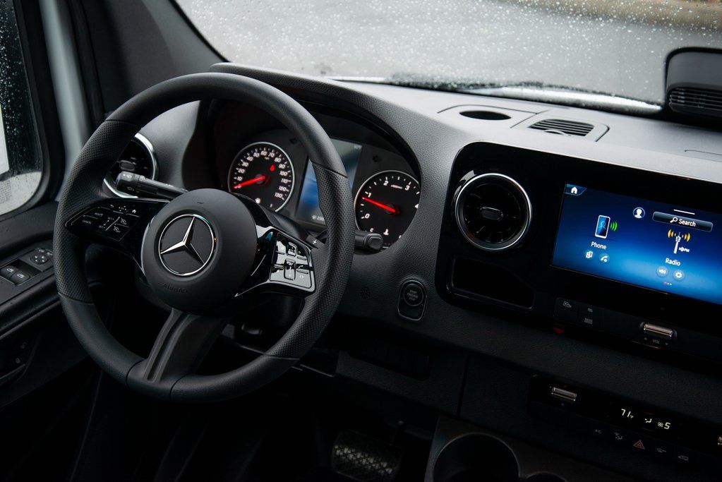 Thumbnail: 2026 Mercedes-Benz Sprinter - 17