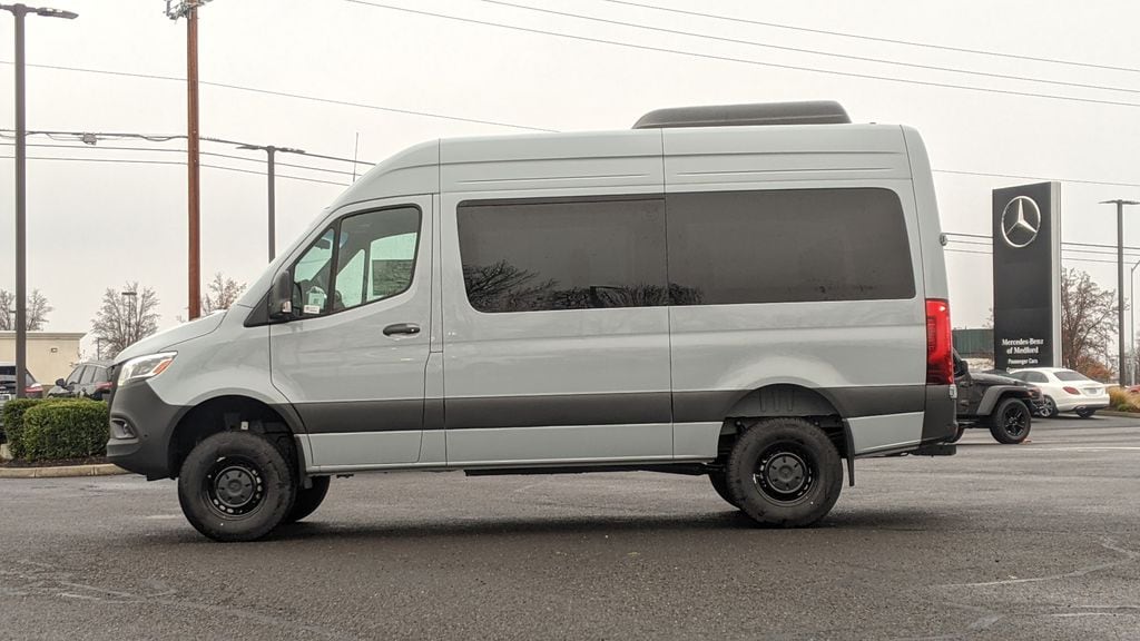 Thumbnail: 2026 Mercedes-Benz Sprinter - 6