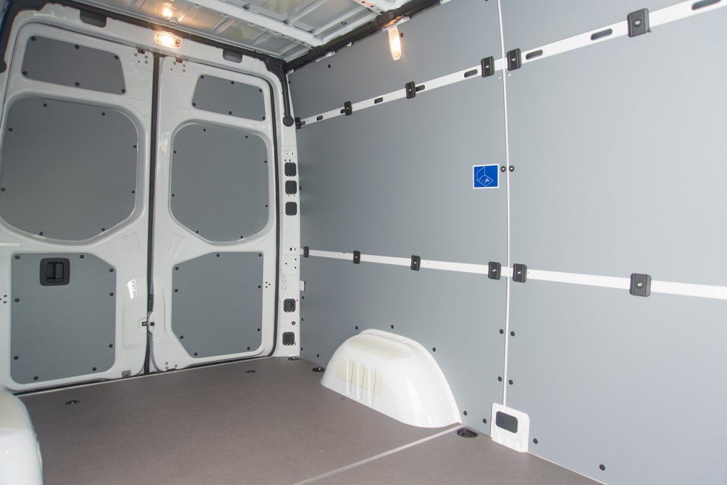 Thumbnail: 2025 Mercedes-Benz Sprinter - 39