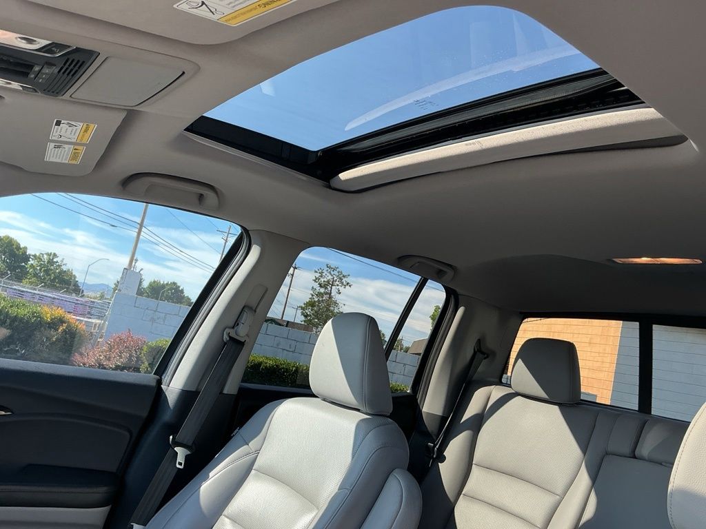 Thumbnail: 2019 Honda Ridgeline - 11