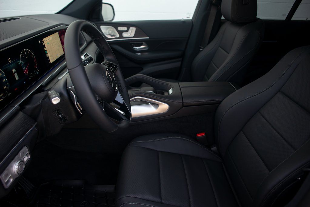 Thumbnail: 2025 Mercedes-Benz GLE - 25