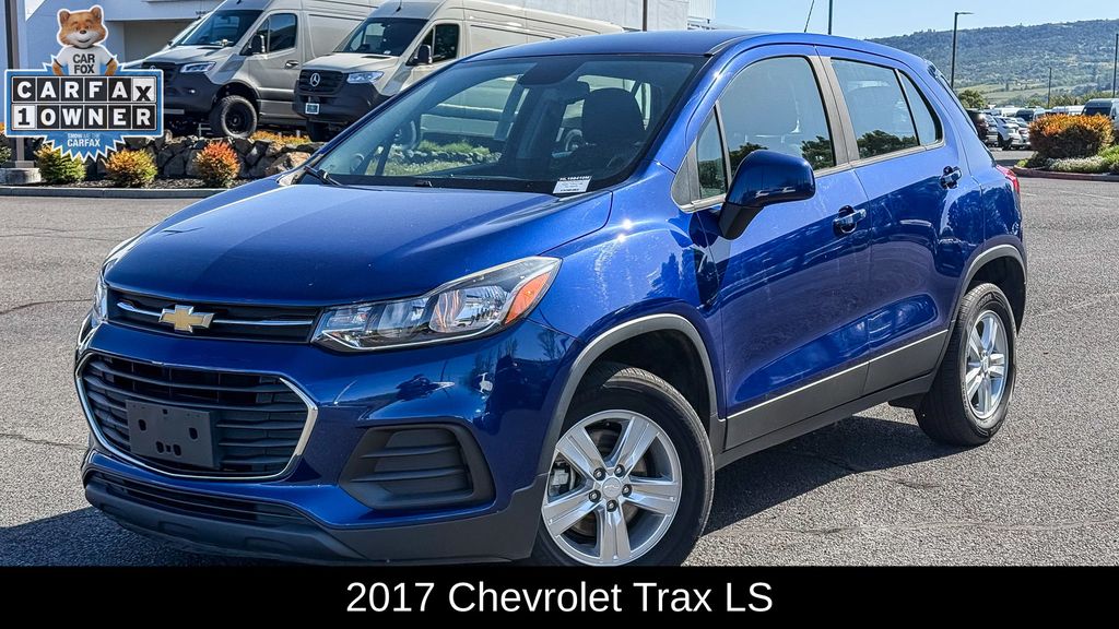 Thumbnail: 2017 Chevrolet Trax - 1