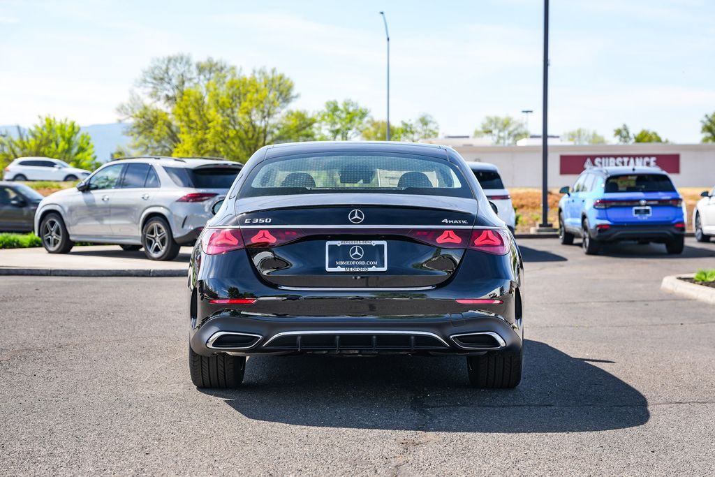 Thumbnail: 2026 Mercedes-Benz E-Class - 7