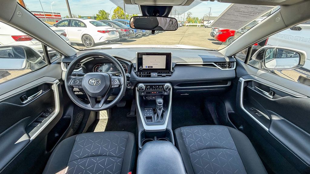 Thumbnail: 2025 Toyota RAV4 - 13